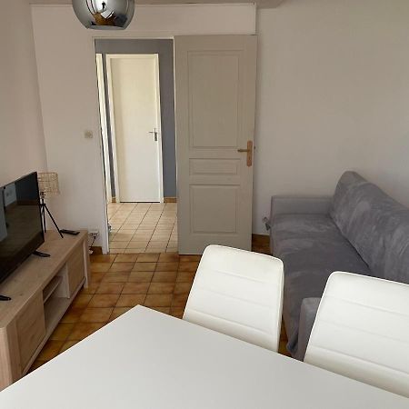 Charmant T2 Au 1Er Dans Residence Avec Parc Arbore Saint-Pierre-le-Moûtier エクステリア 写真
